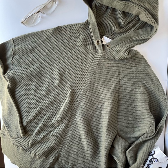 Caslon Rib Hoodie- Olive Green - Picture 4 of 8